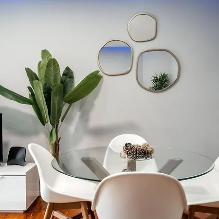 Stylish T2 In By Lisbeyond