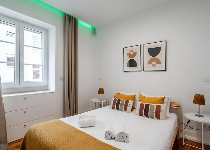 Stylish T2 In By Lisbeyond *